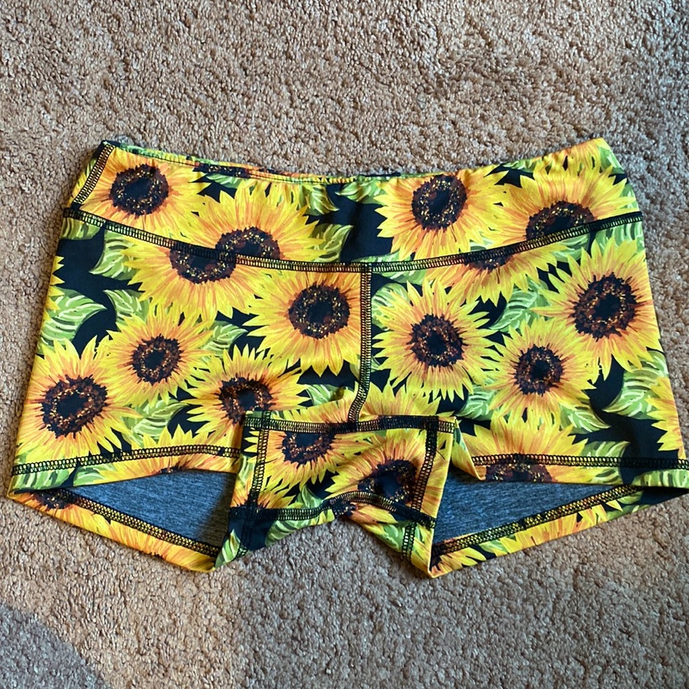 2POOD Sunflower Shorts